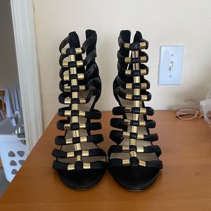 Fancy leather black heels